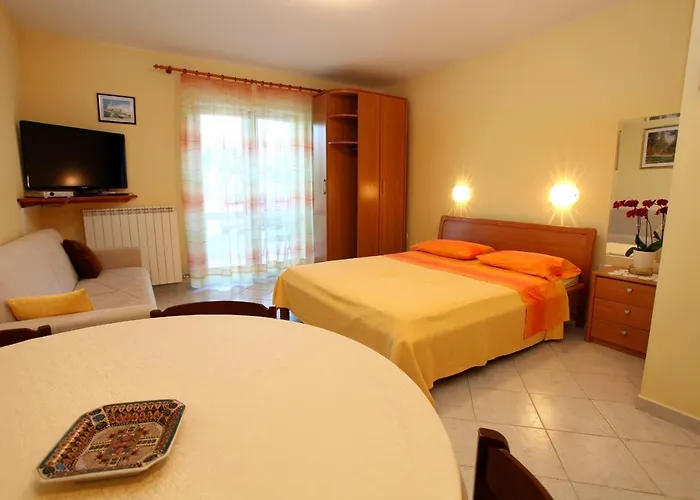 Marija's House Апартаменты Порторож